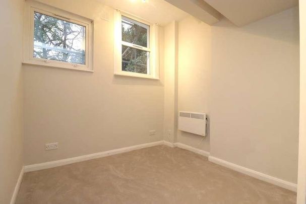 Uxbridge Road, Kingston Upon Thames, KT1 - Photo 1