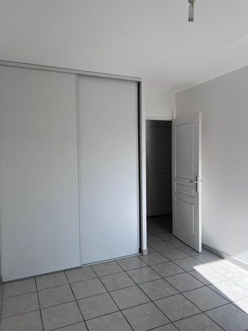 Location Appartement 3 pièces 67m² BRIGNOLES 83170 - Photo 5