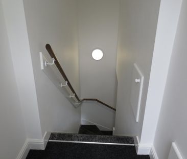 Burnley Road, Luddendenfoot, HALIFAX - Photo 1