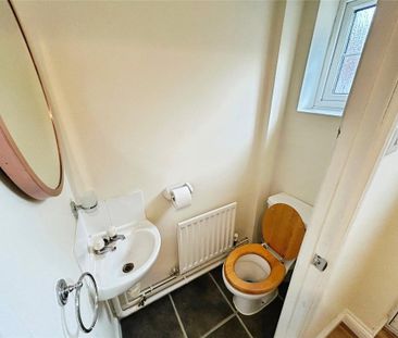 3 bedroom end of terrace house to rent - Photo 6