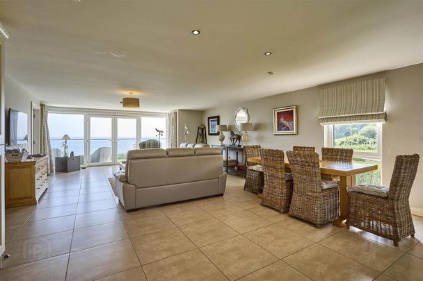 Apartment 2 1 Fort Road, Helens Bay, BT19 1LD - Photo 1