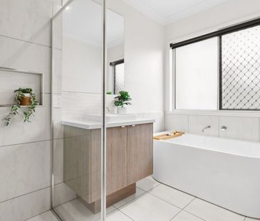 124 Charlotte Avenue, Nirimba, Qld 4551 - Photo 2