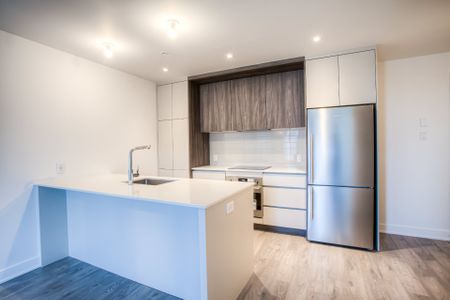 Condo for rent, Montréal (Saint-Laurent) - Photo 3