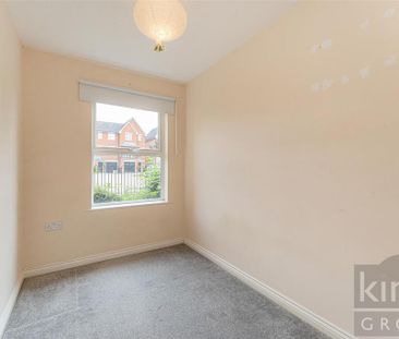 2 bedroom ground floor flat to rent - Photo 4