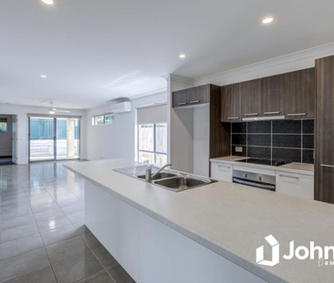 68 Napier Circuit, Silkstone, Qld 4304 - Photo 4