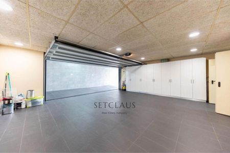 Barcelona, Catalonia 08329 - Photo 5