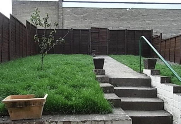 2 bedroom house to rent - Photo 1