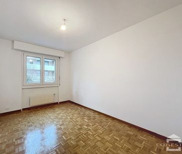 Agréable appartement de 3 pièces au 1er étage proche du centre ville - Photo 5