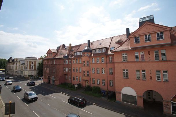 Wohnung im Reihenhaus Baustil mit 3 Bädern und 2 Loggien im Erstbezug in Schleußig! - Photo 1