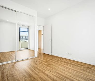 “Thornton – Designer Apartment” - Photo 6