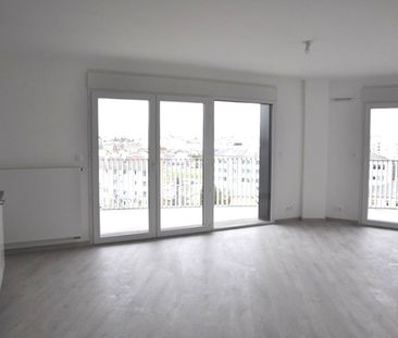 Location Appartement 2 pièces 43m² - Photo 2