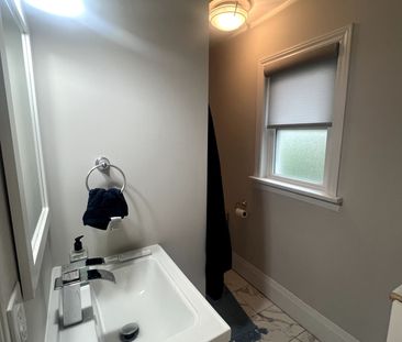 For Lease - 1280 Coric Avenue, Burlington, Ontario - Photo 6