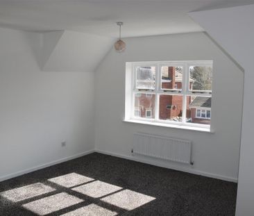 4 bedroom detached house to rent - Photo 6