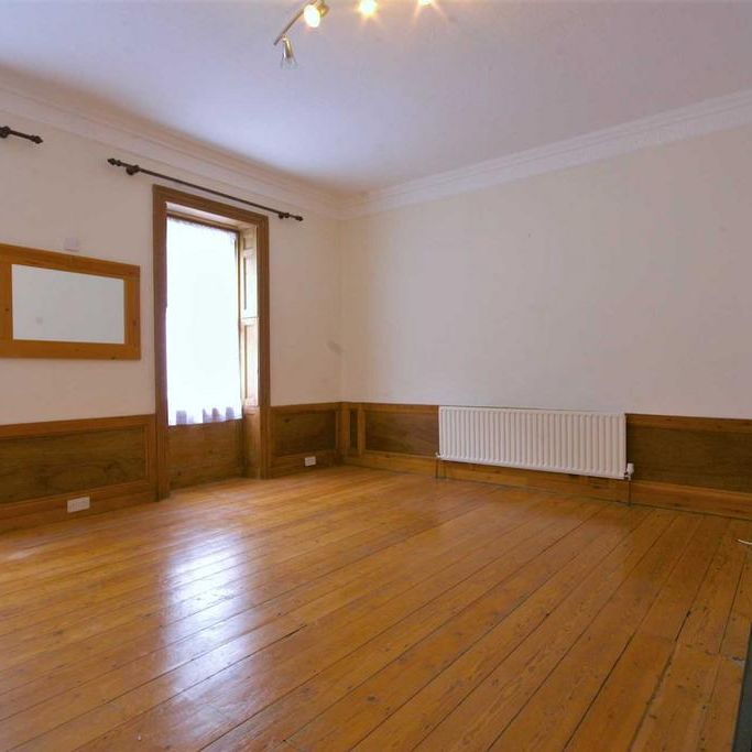 2 bedroom maisonette to rent - Photo 1