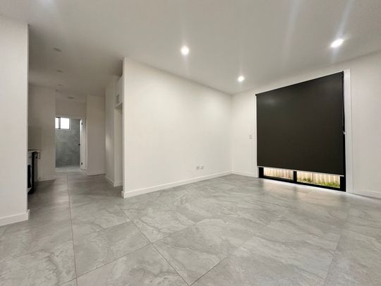 Modern Granny Flat Offering Comfort & Convenience in Smithfield&excl; - Photo 1