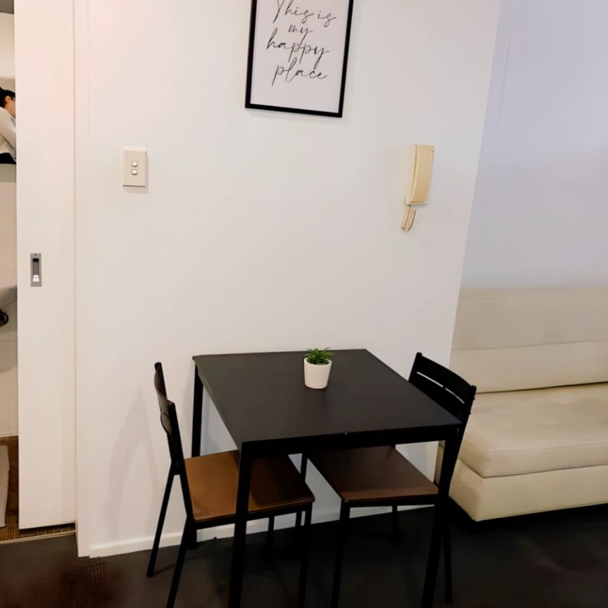 35 Alison Rd, Sydney - Photo 1