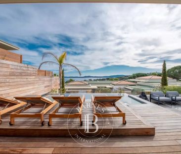 SAINTE-MAXIME - DOMAINE PRIVÉ - VILLA 4 CHAMBRES - VUE MER - Photo 3