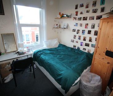 5 bedroom flat to rent - Photo 4