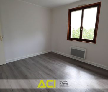 Location Maison 4 pièces 118m² FEILLENS 01570 - Photo 3