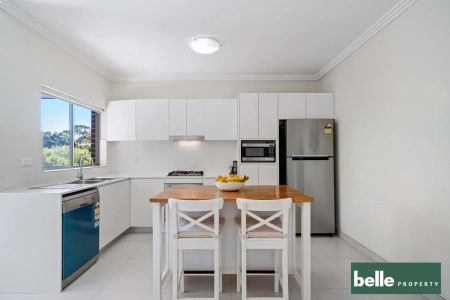 Stylish Two-Bedroom Apartment in a Prime Croydon Park Location - Photo 3