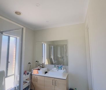 Where Every Day Starts with a Smile - Photo 4