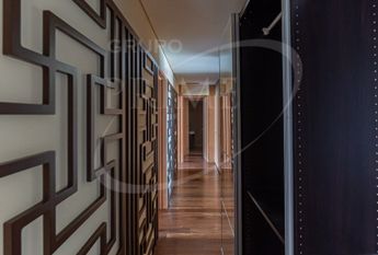 Apartamento T4 em Porto