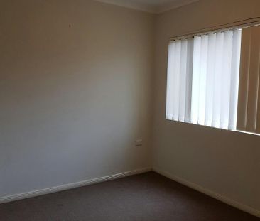 4/12 Denison Street - Photo 6