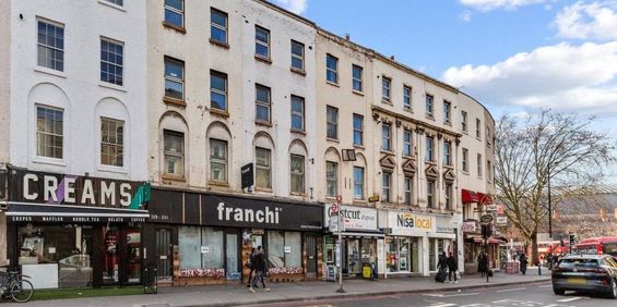 Studio to rent - Photo 3