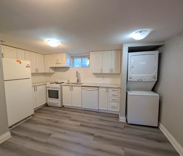 Spacious 2-Bed Lower Unit Minutes from Sunset Beach! - Photo 5