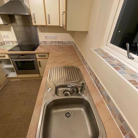 2 bedroom apartment to rent - Photo 3