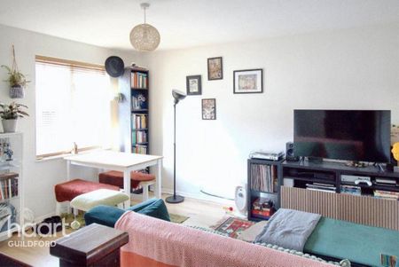 1 bedroom semi-detached house to rent - Photo 5