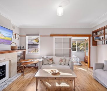 WEST TAMWORTH - 4 Bedroom Home - Photo 2