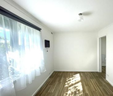 Churchill is calling you home - Photo 2