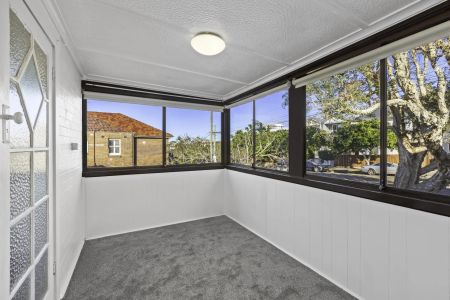 3/12 Ocean Road, Manly. - Photo 5