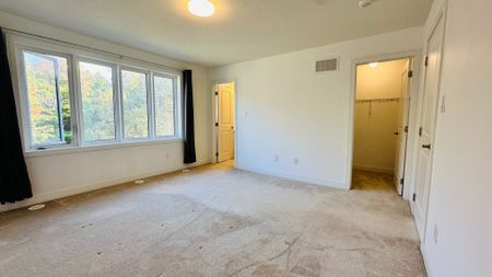 For Lease - 114 Blue Forest Crescent, Barrie, Ontario - Photo 5