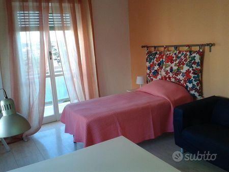 stanza per lavoratrici/studentesse fuori sede - Photo 2