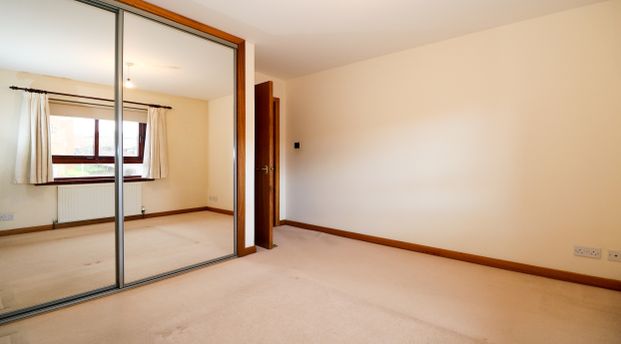 Carmichael Court, Dundee - Photo 1