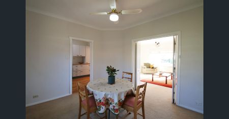 Brick Home on Margaret Street - Photo 3