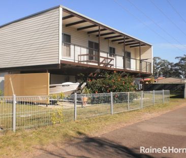 25 Wychewood Avenue, Mallabula, NSW 2319 - Photo 4