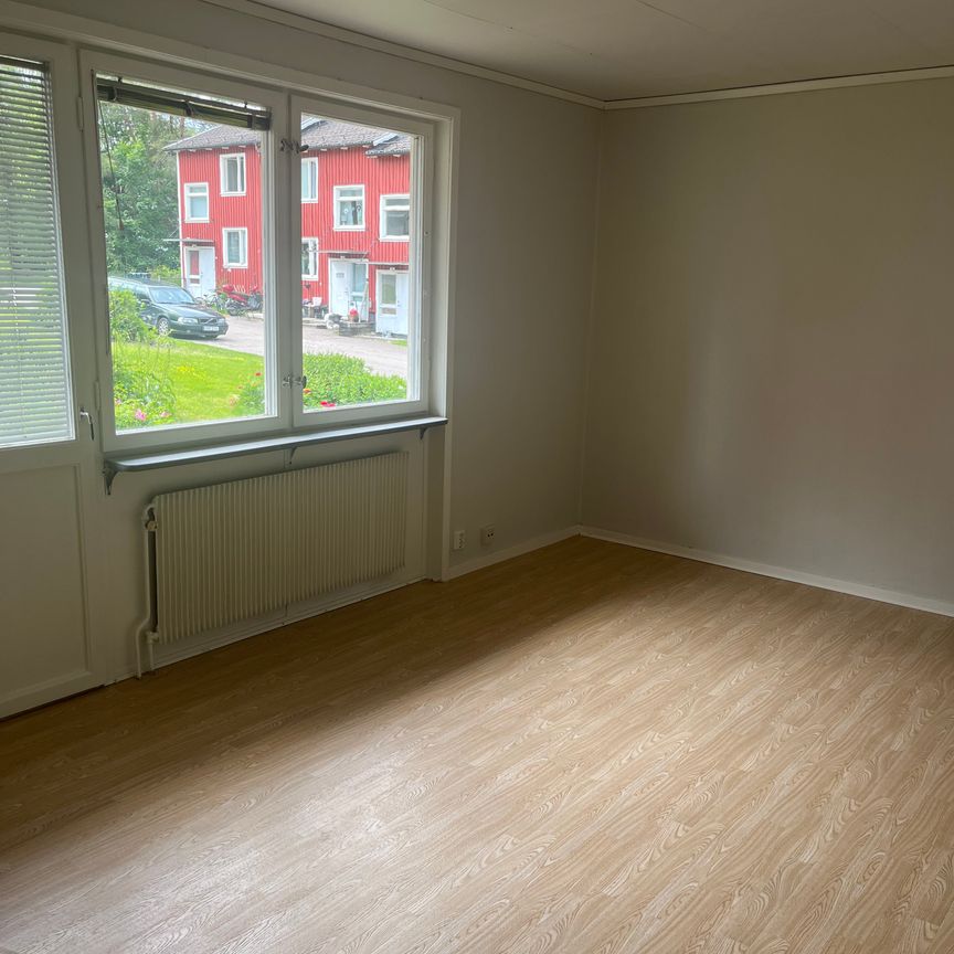 Smedjegatan, Svanskog - Foto 1