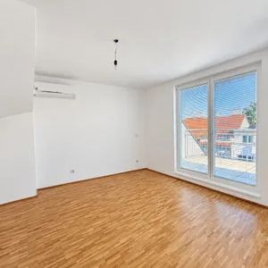 Exklusive Dachgeschosswohnung mit großzügigen Freiflächen in Floridsdorf - Photo 1