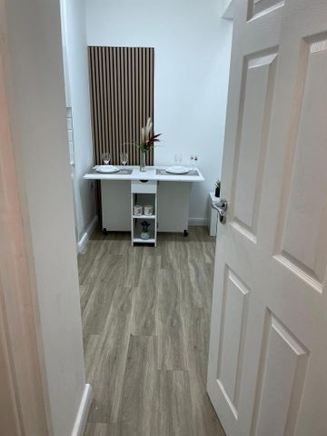 Studio to rent - Photo 4