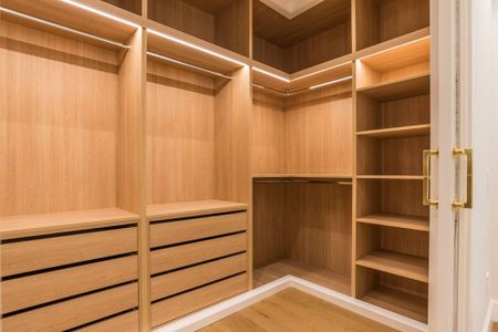 Luxury Flat for rent in Madrid, Spain - Photo 2