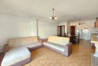 2 bedroom flat with balcony a stone's throw from Vageira Beach!