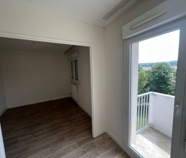 Location - Appartement T4 - 79 m² - Valentigney - Photo 4