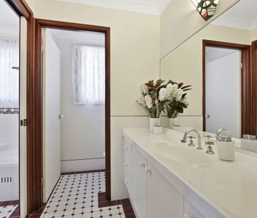 Awesome Family Home - Photo 6