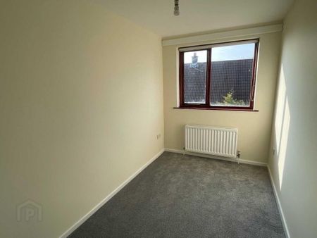 62 Mill Brae, Larne, BT40 2DE - Photo 4