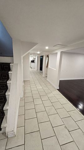 For Lease - 265 Taylor Mills Drive Unit# Basement, Richmond Hill, Ontario - Photo 4