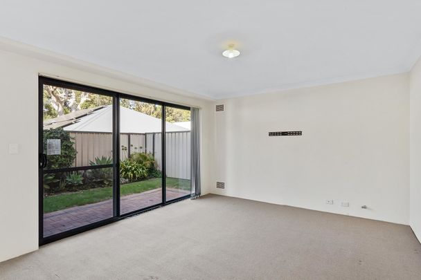 79/27 Meadow Springs Drive, Meadow Springs. - Photo 1