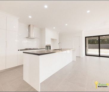Prime Location Awaits You On The Northern Beaches! - Photo 5